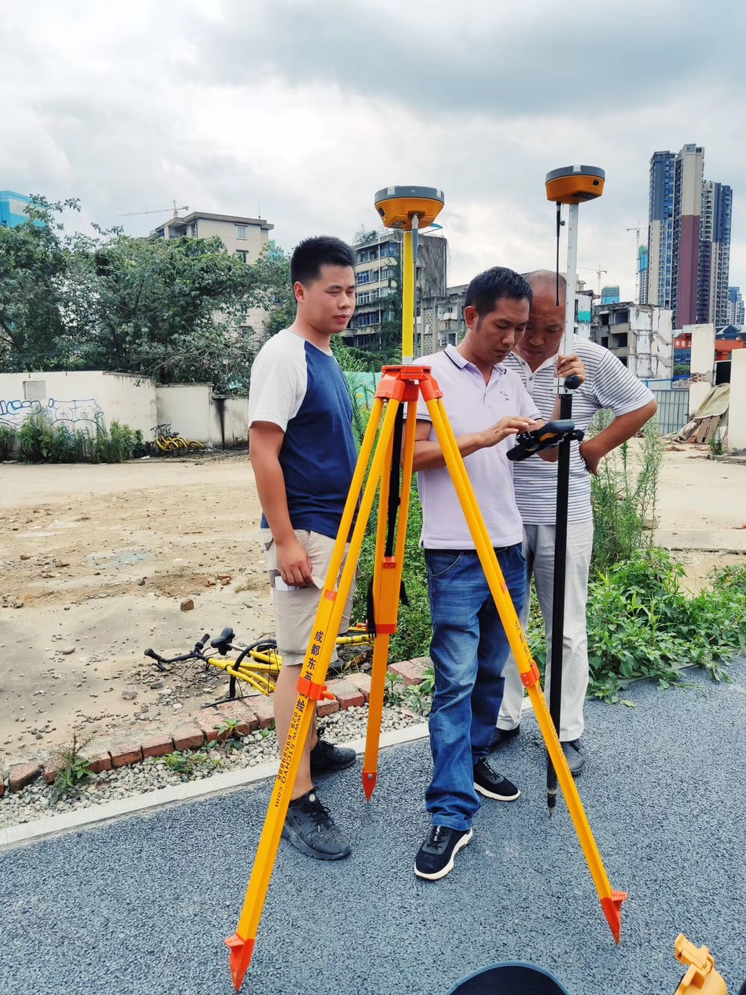 GPS在道路工程測量中有哪些應(yīng)用